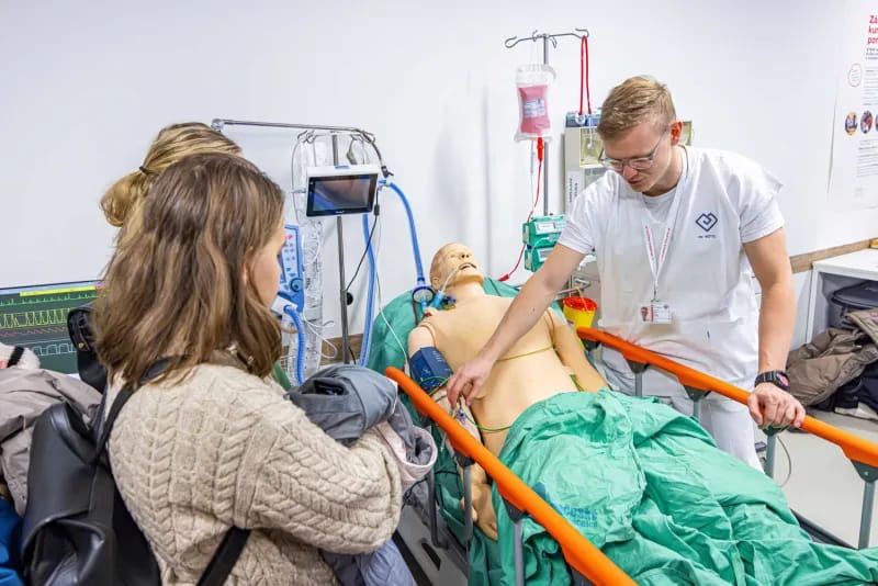 Clinical skills training session