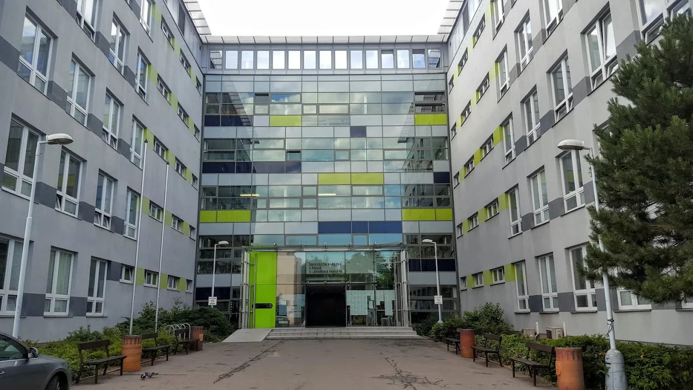 Courtyard entrance of the Third Faculty of Medicine on Ruská Street