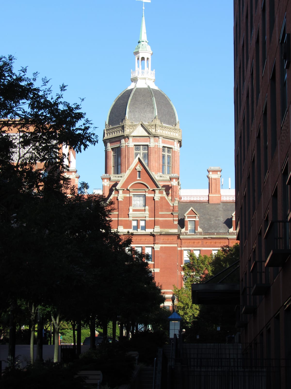 Johns Hopkins University School of Medicine building