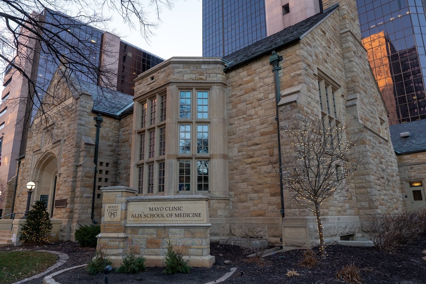 The Mayo Clinic Alix School of Medicine building in Rochester, Minnesota