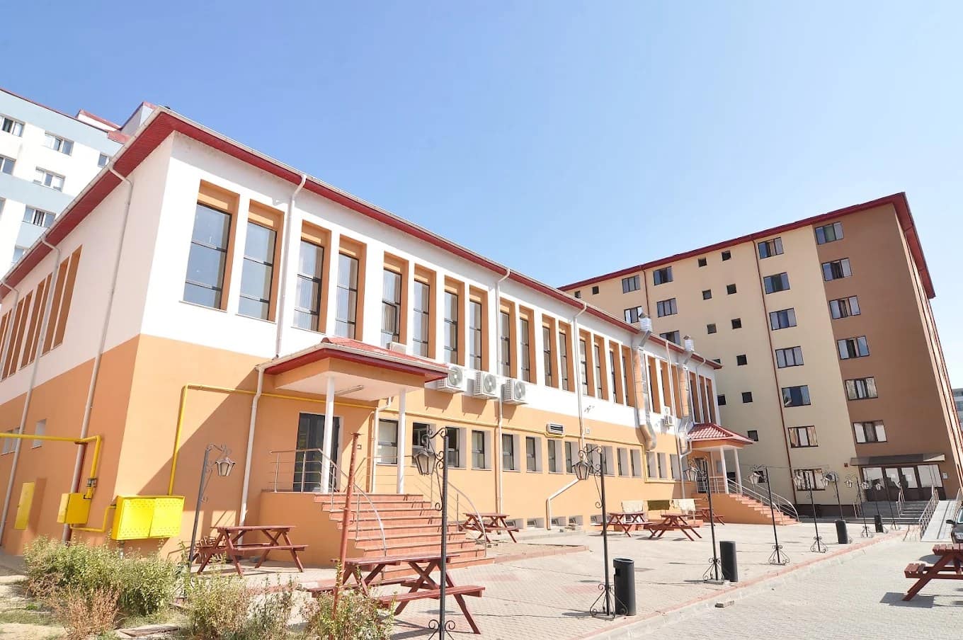 A University of Medicine and Pharmacy of Craiova teaching building