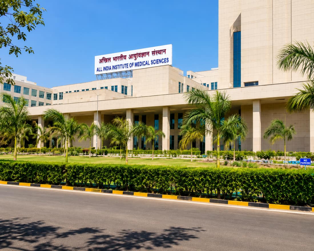 Front view of the AIIMS Nagpur institute building