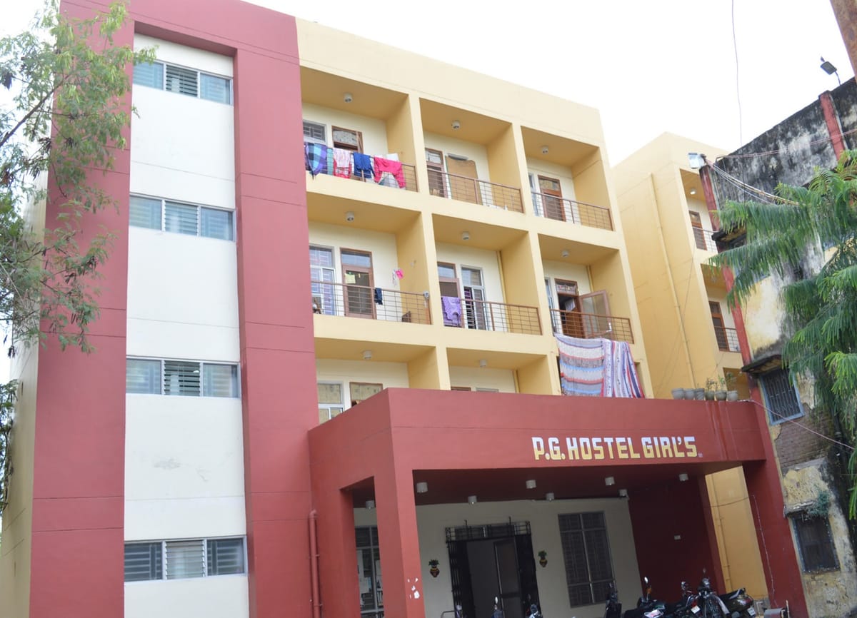 An Anugrah Narayan Magadh Medical College PG Hostel view, Gaya