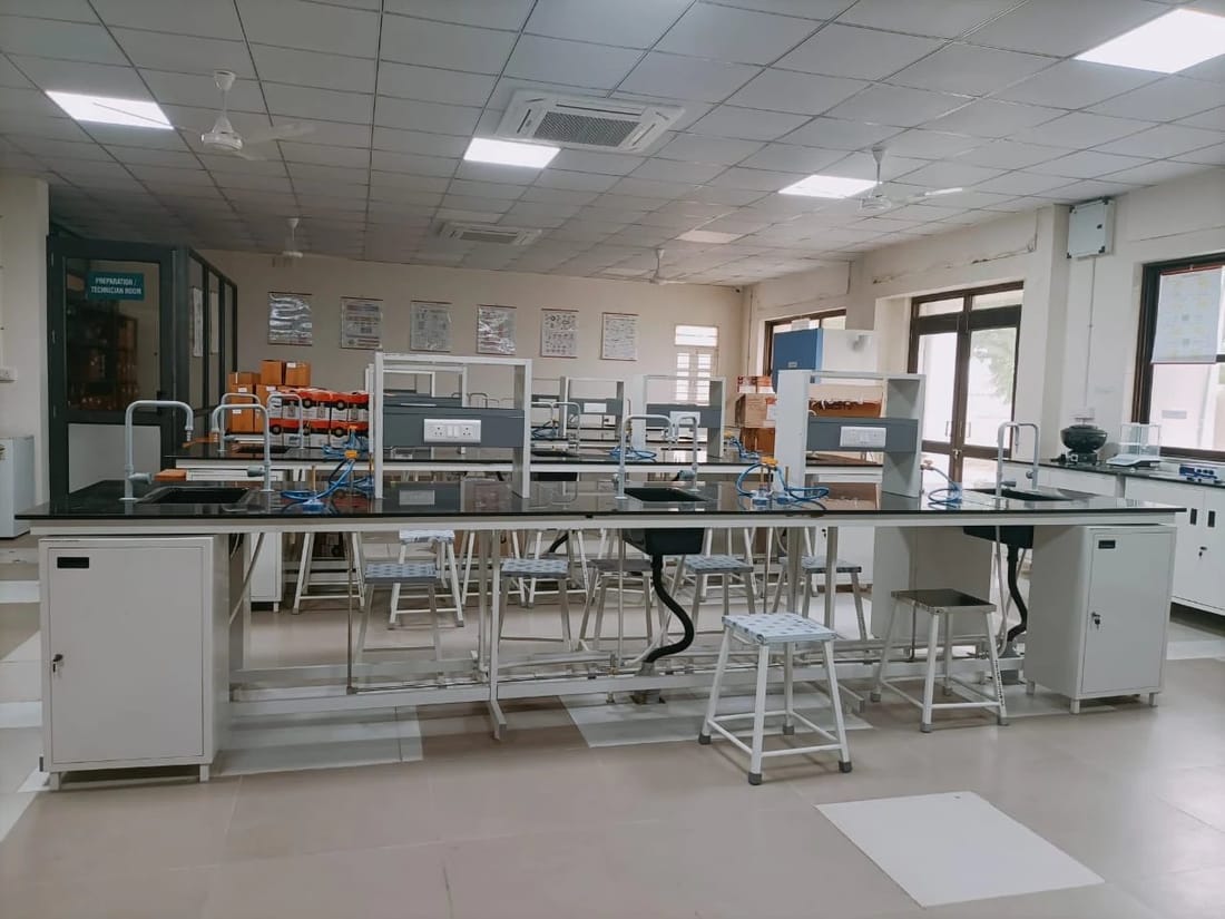 Bhagyoday Medical College campus view, Kadi