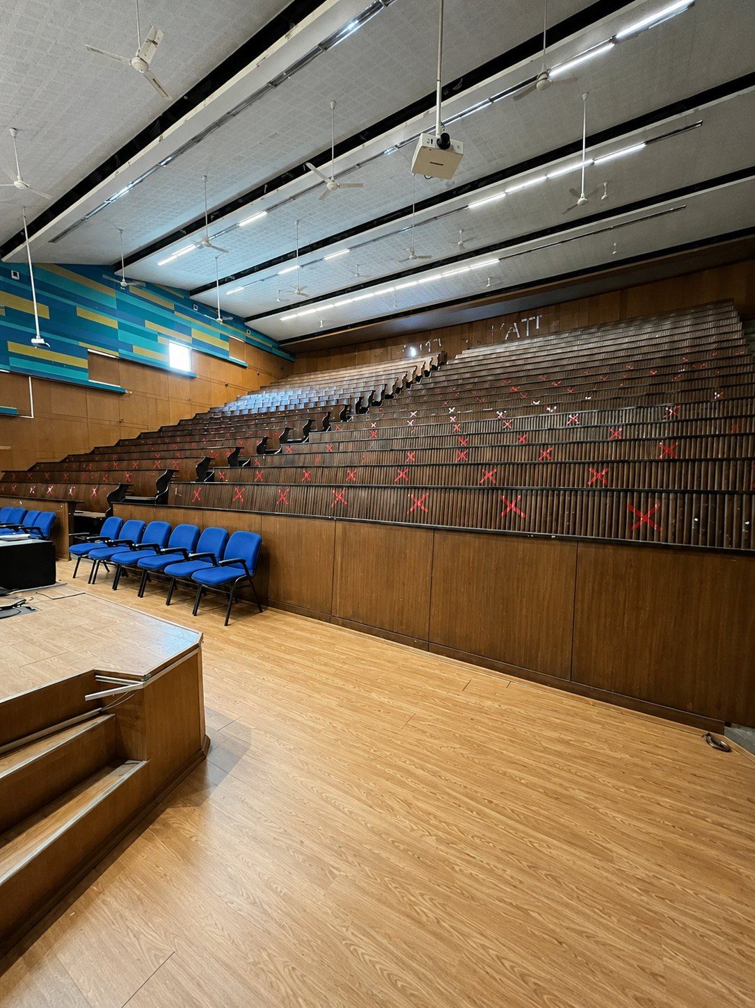 A tiered lecture theatre / auditorium at BJMC Ahmedabad