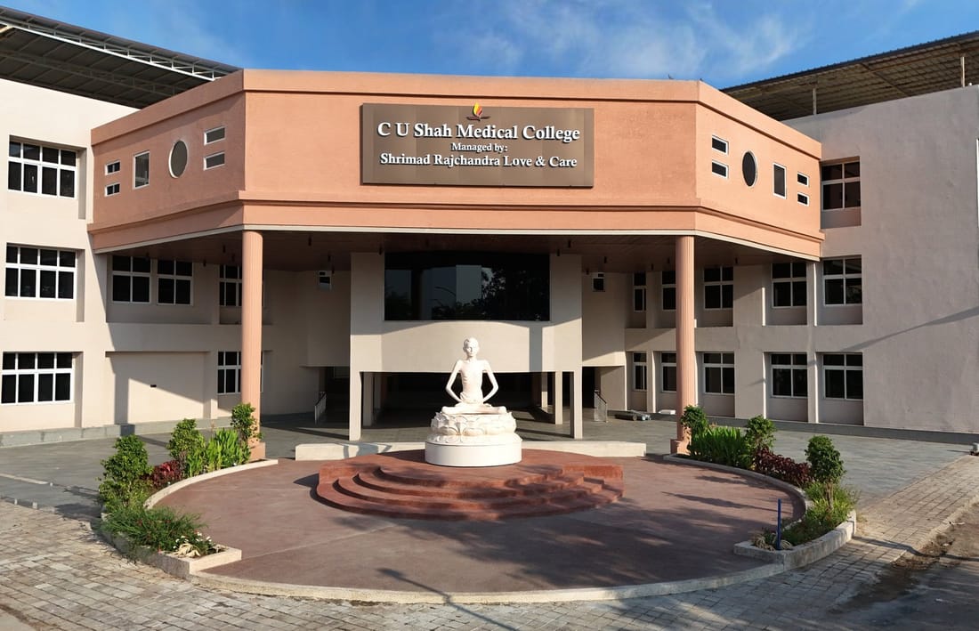C U Shah Medical College campus and facilities, Surendranagar