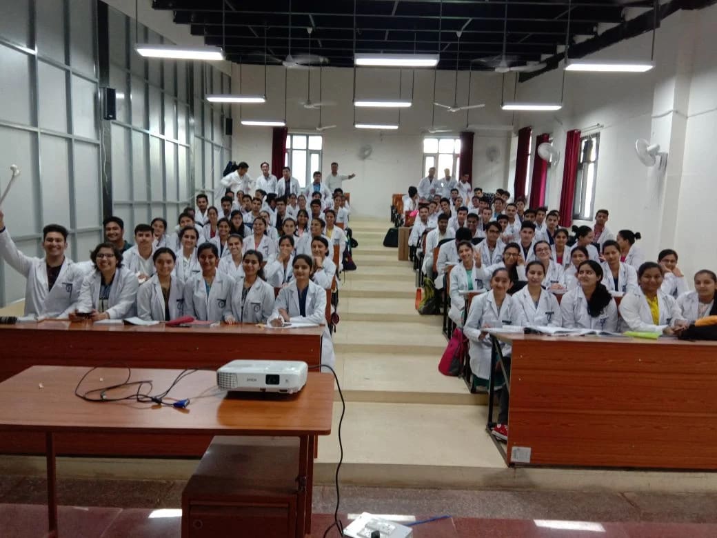 Dr. Radhakrishnan Government Medical College, Hamirpur campus and facilities, Hamirpur