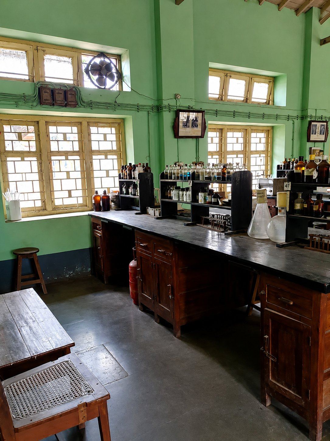 A laboratory interior at GMC Miraj