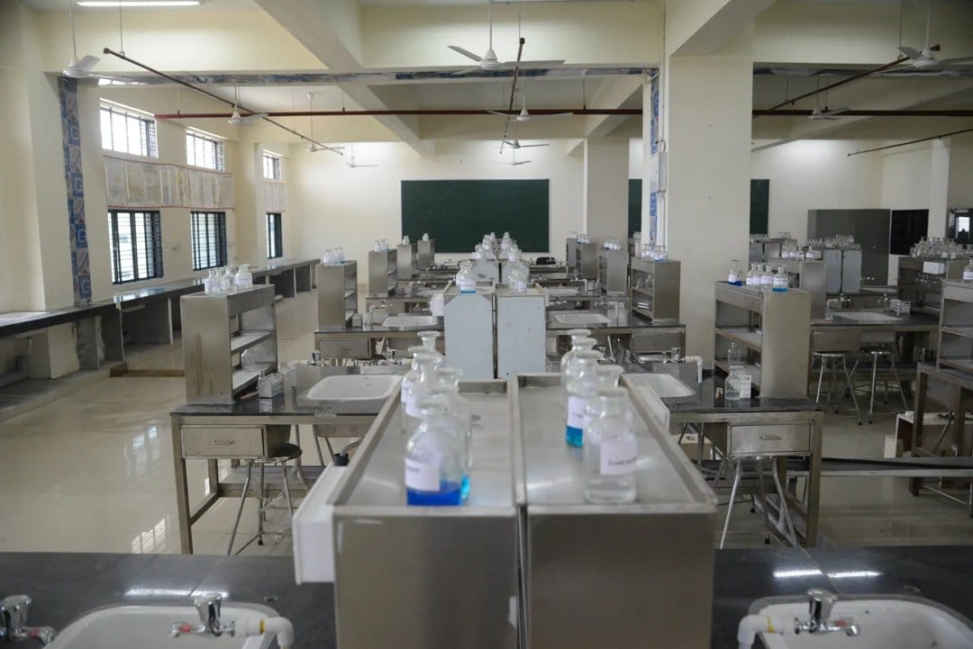 GMERS Medical College and Hospital, Junagadh campus and facilities, Junagadh