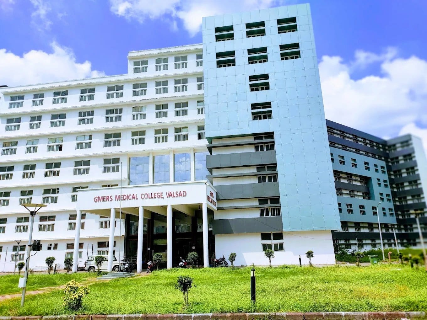 GMERS Medical College and Hospital, Valsad campus, Valsad