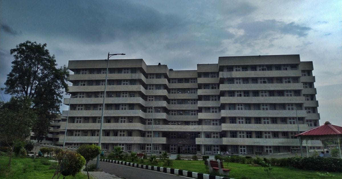 The Government Medical College & Hospital main entrance, Sector 32, Chandigarh