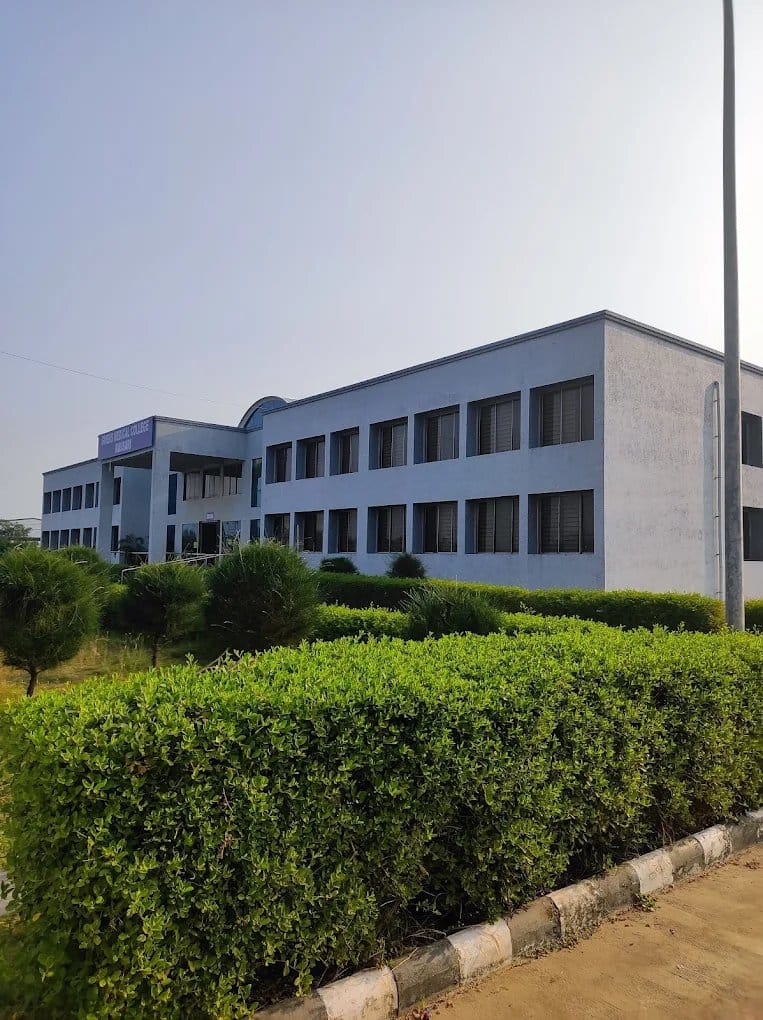 GMERS Medical College, Navsari campus and facilities, Navsari
