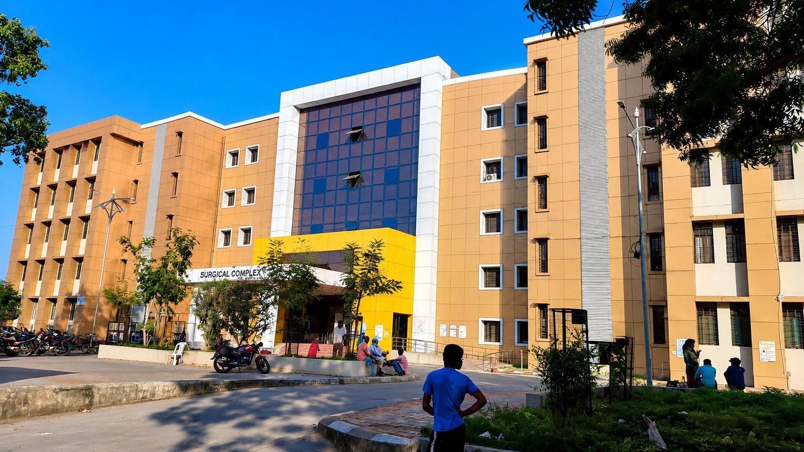 IGGMC Nagpur hospital building exterior