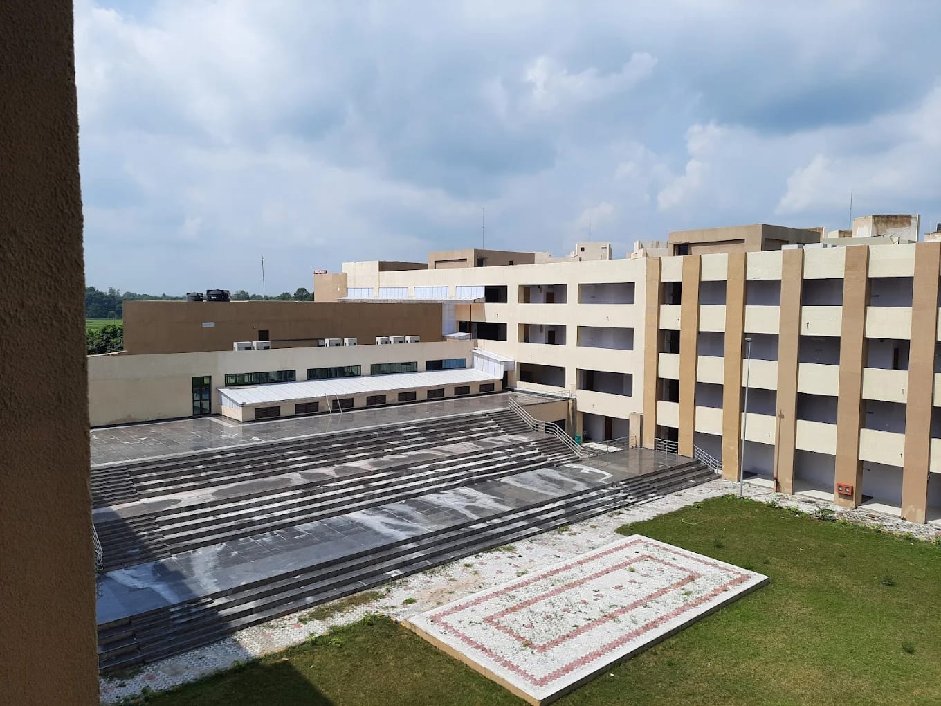 The Jannayak Karpoori Thakur Medical College campus, Madhepura