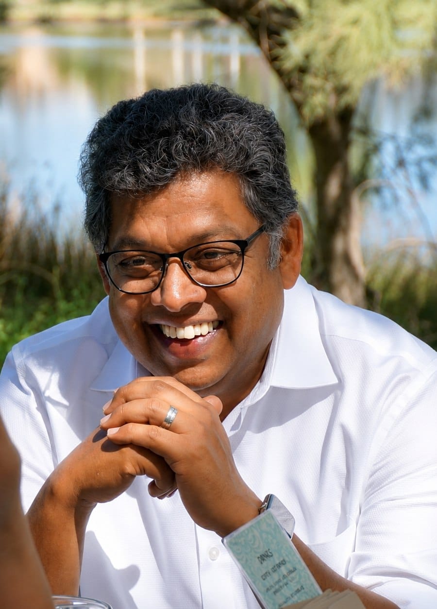 Portrait of Dr. Vishal Kumar Guptha, Dean & Coordinator
