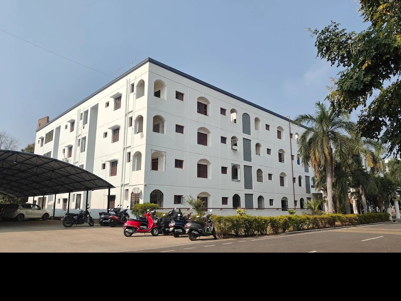A residential / hostel block at Katuri Medical College, Guntur