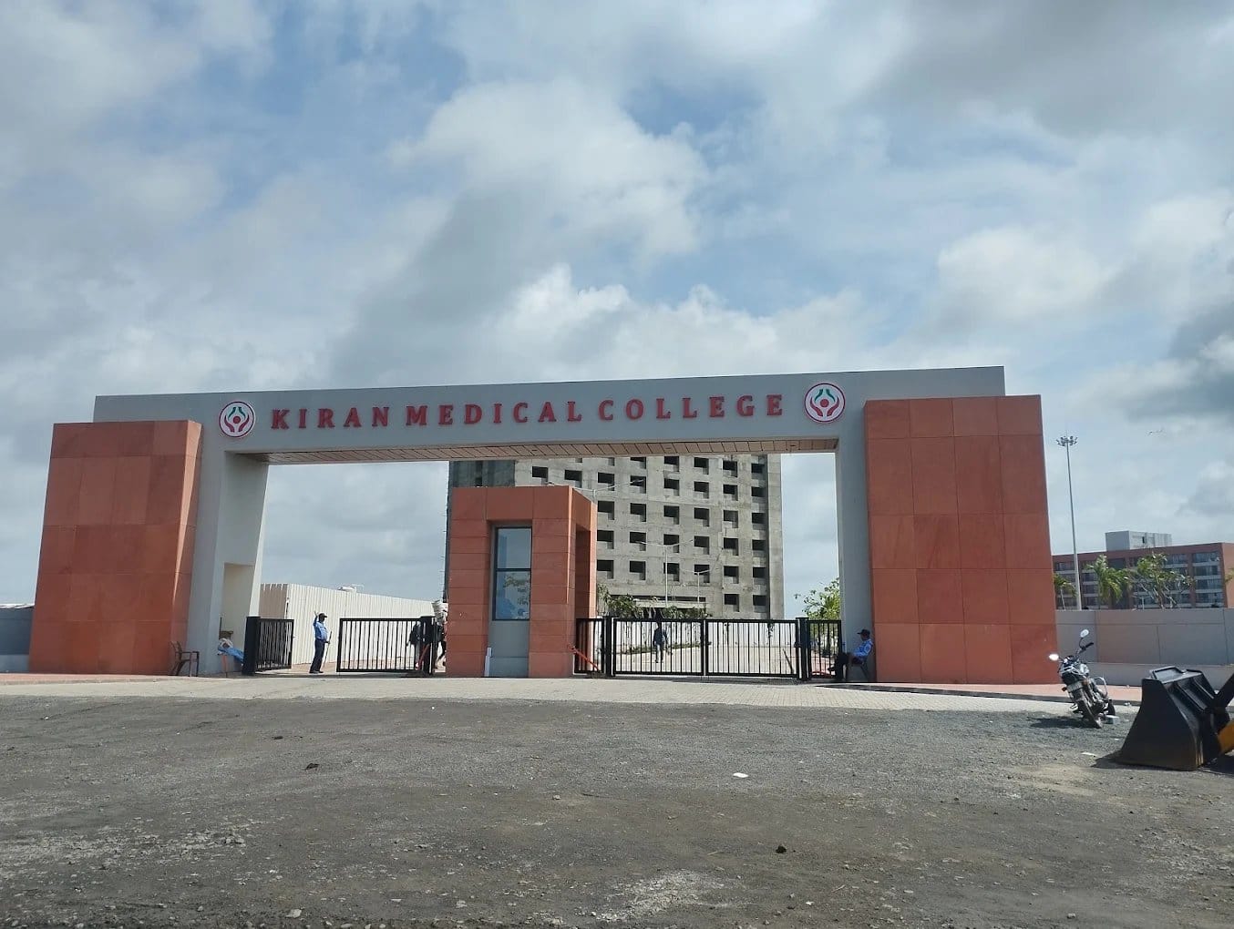 Kiran Medical College campus, Surat