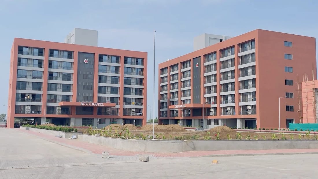 Kiran Medical College campus and facilities, Surat