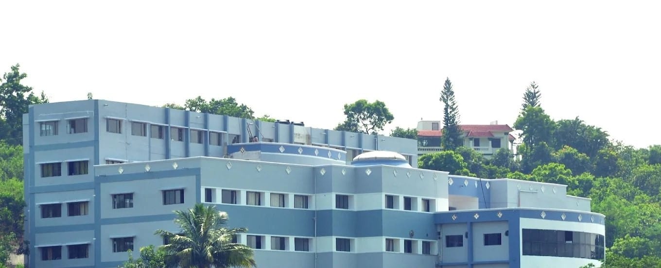 The Maharajah's Institute of Medical Sciences main building, Nellimarla