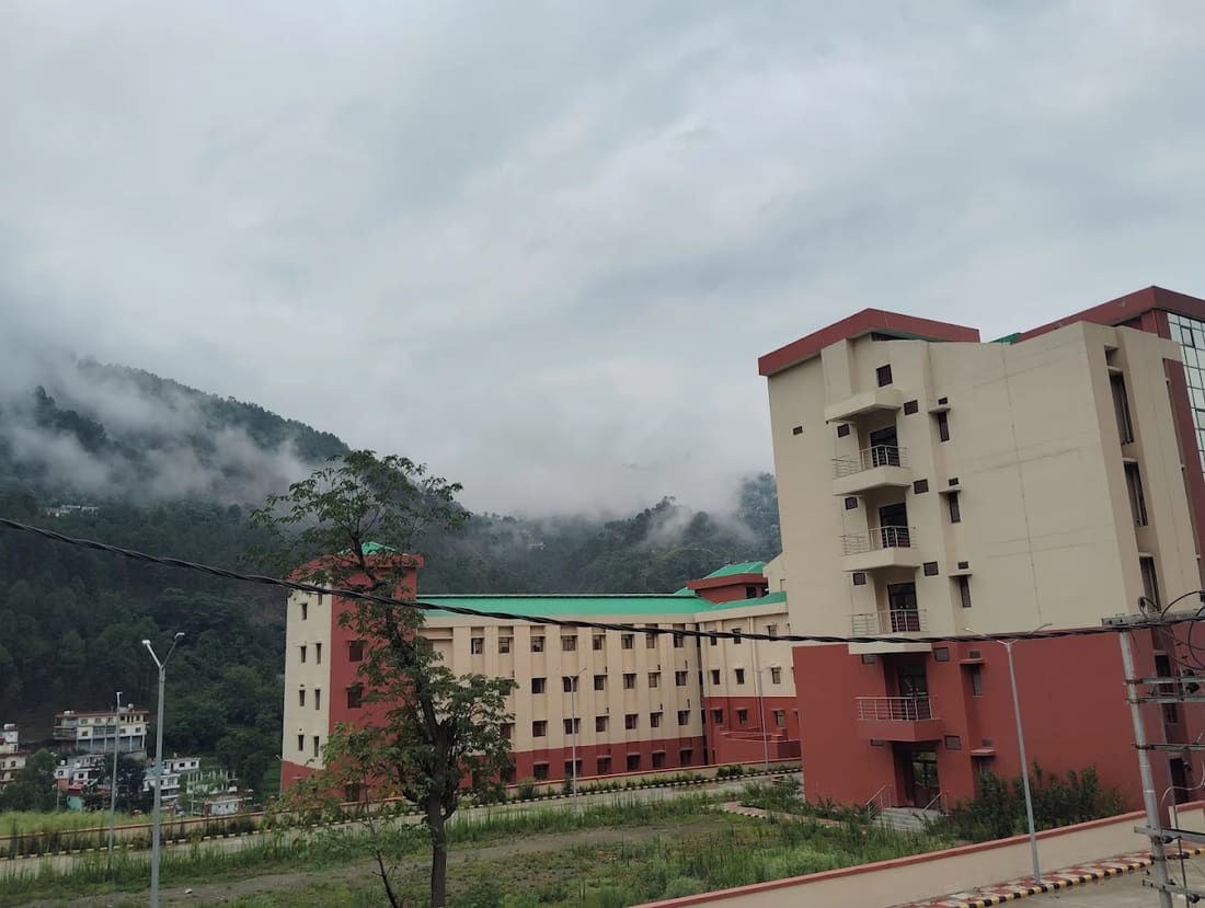 Pt. Jawahar Lal Nehru Government Medical College, Chamba campus and facilities, Chamba