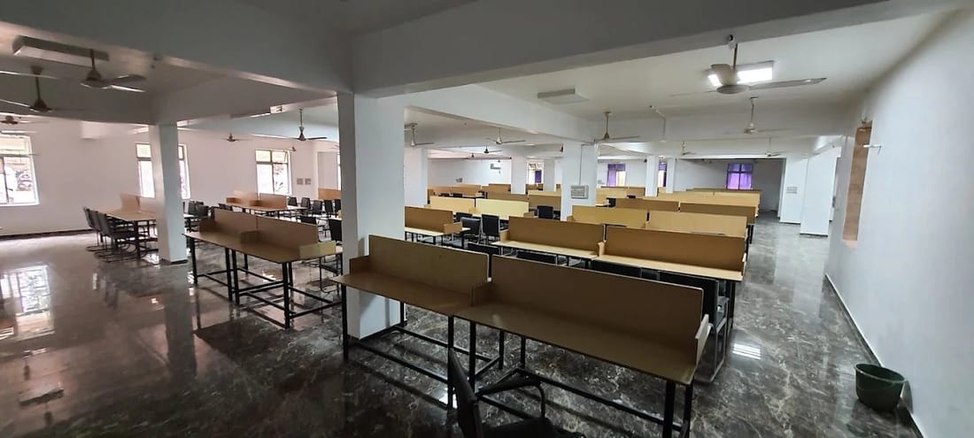 SAL Institute of Medical Sciences campus and facilities, Ahmedabad