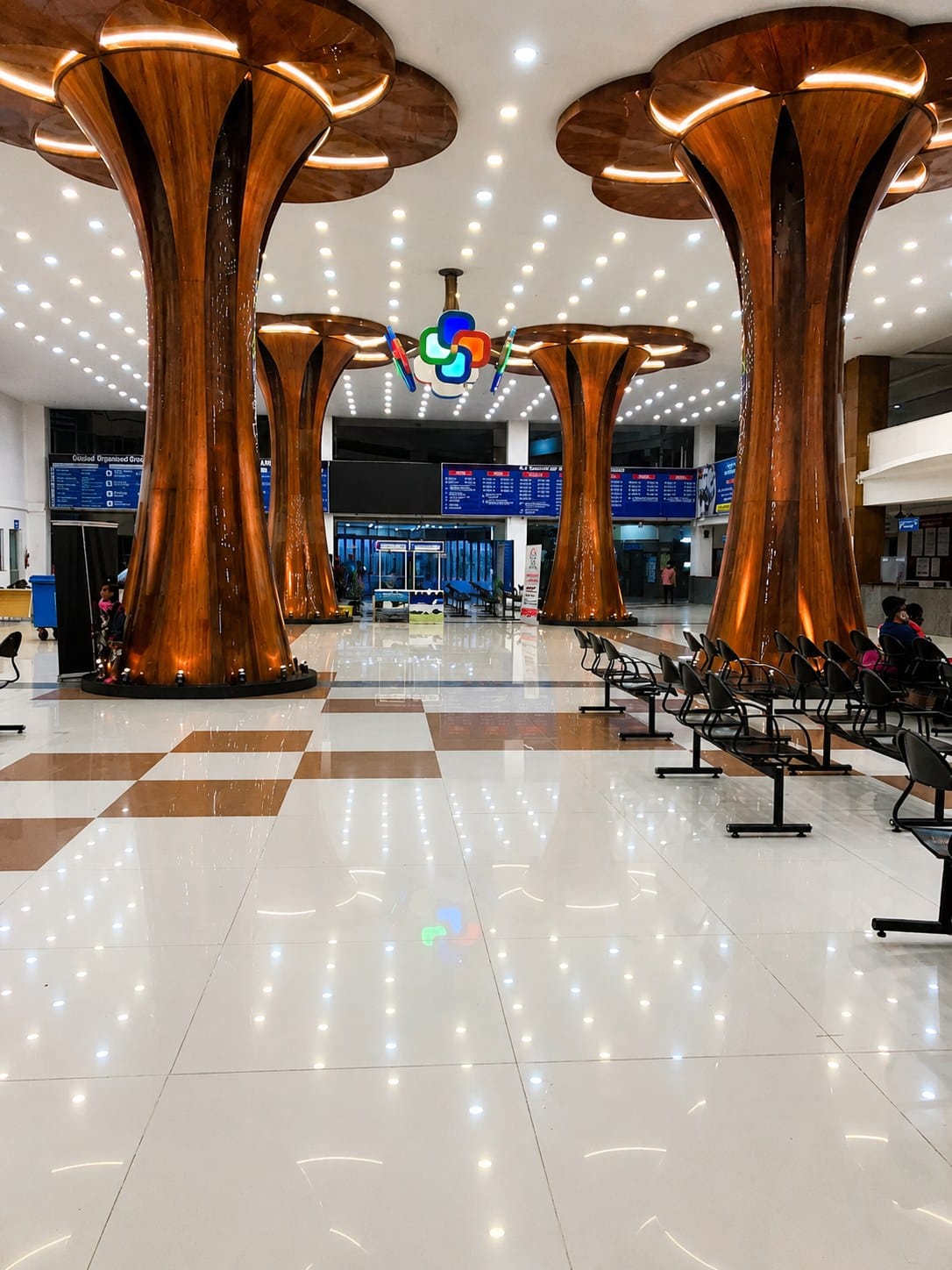 The grand lobby / atrium at Saveetha Medical College, Chennai