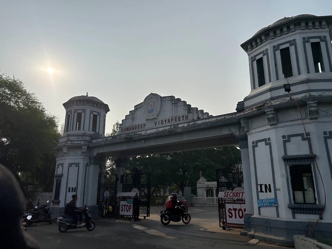 SBKS Medical Institute and Research Centre academic block, Vadodara