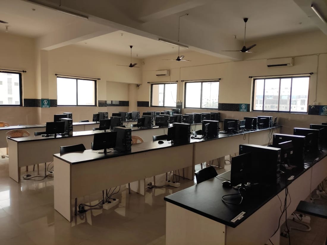 An inpatient ward at Shri Balaji Hospital, Mowa, Raipur
