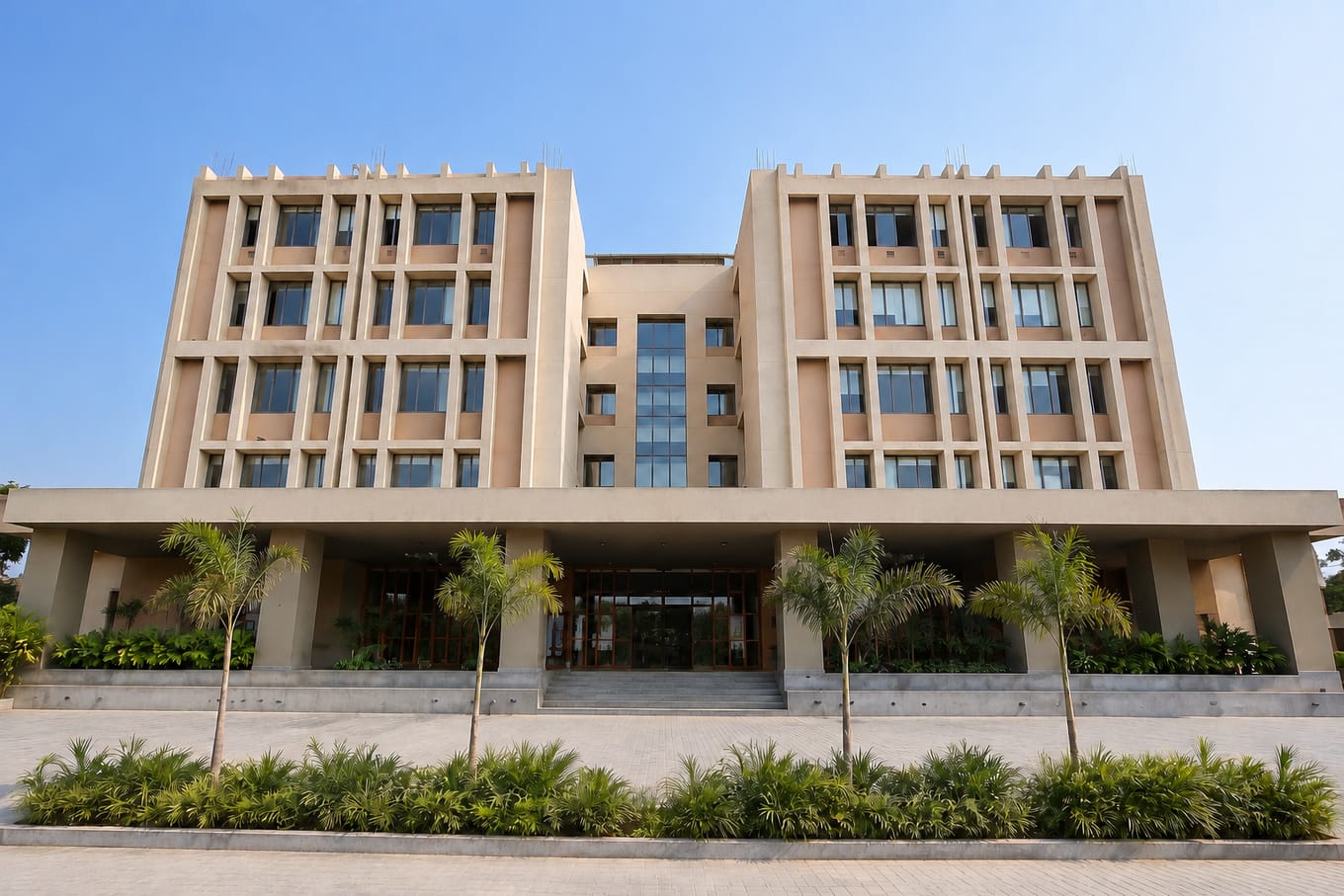 Swaminarayan Institute of Medical Sciences and Research main campus and entrance, Kalol