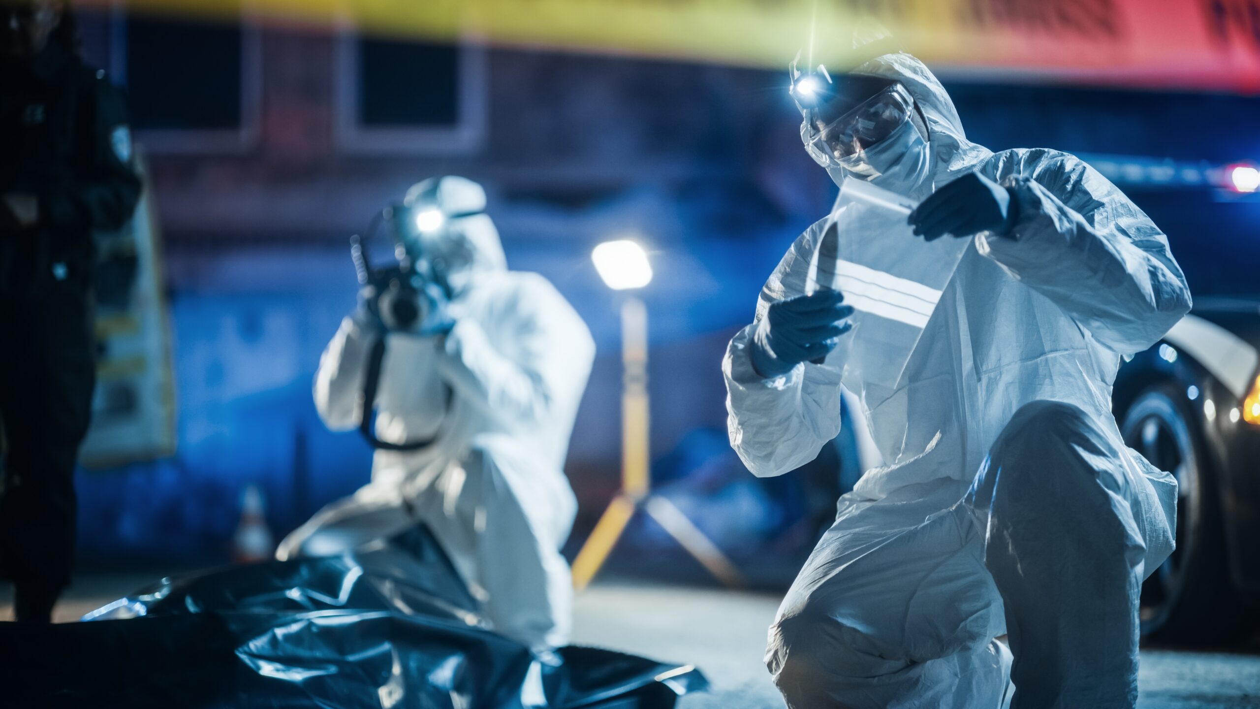 How to become a forensic doctor, forensic doctors