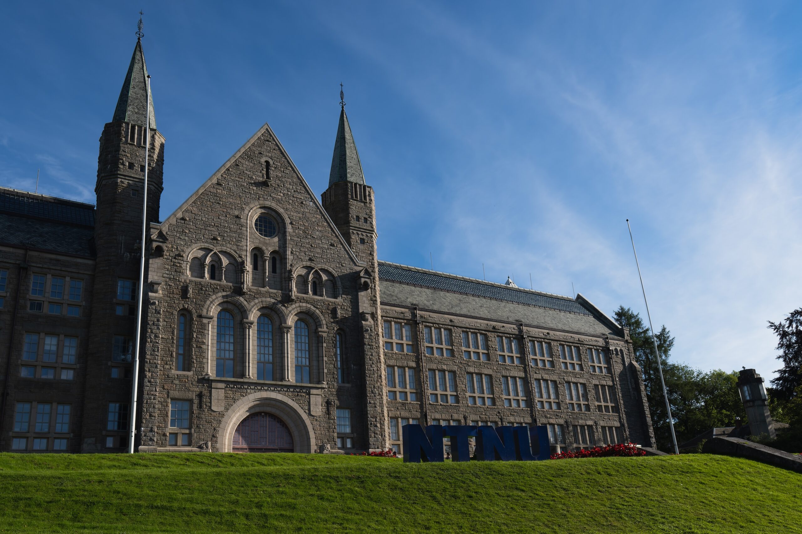 public university - master's programs - good university