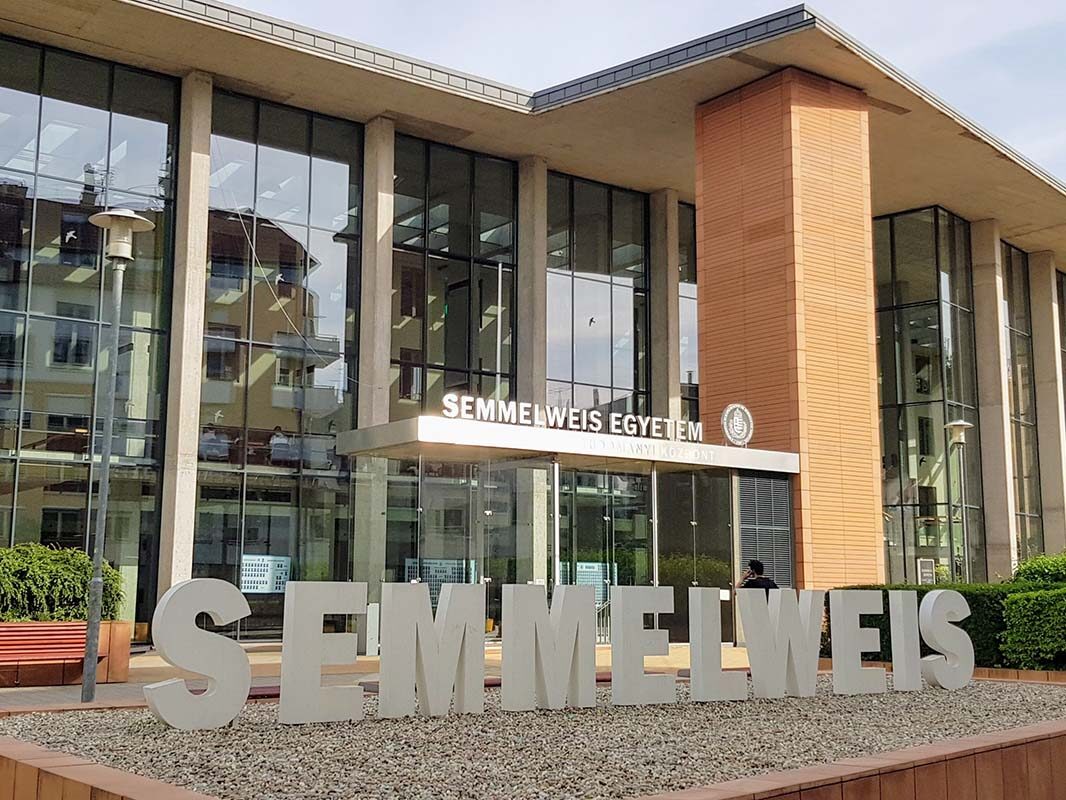Semmelweis Universität Budapest, Ungarn - Medizinstudium im Ausland